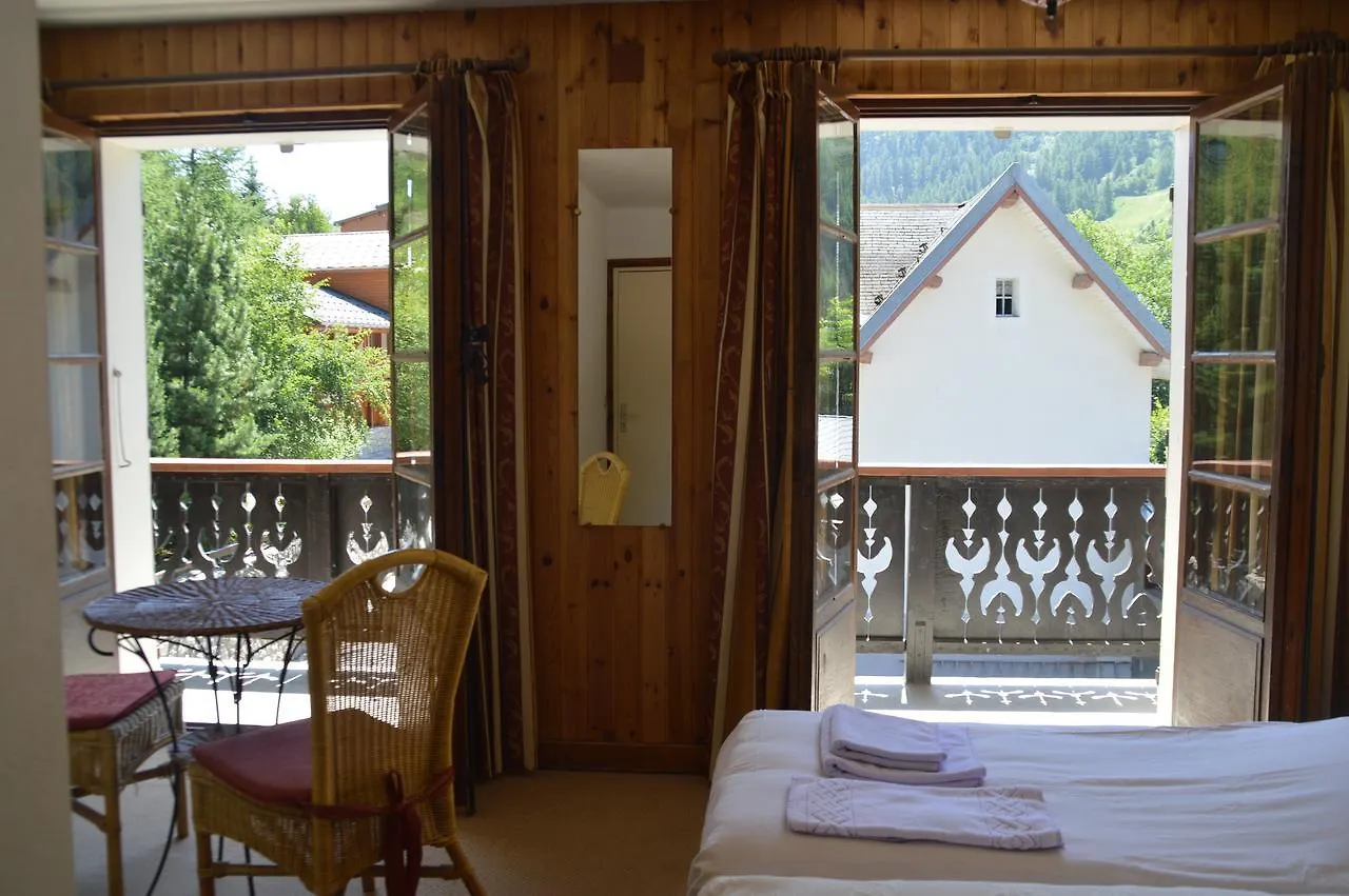 Hotel Le Genepy Tignes