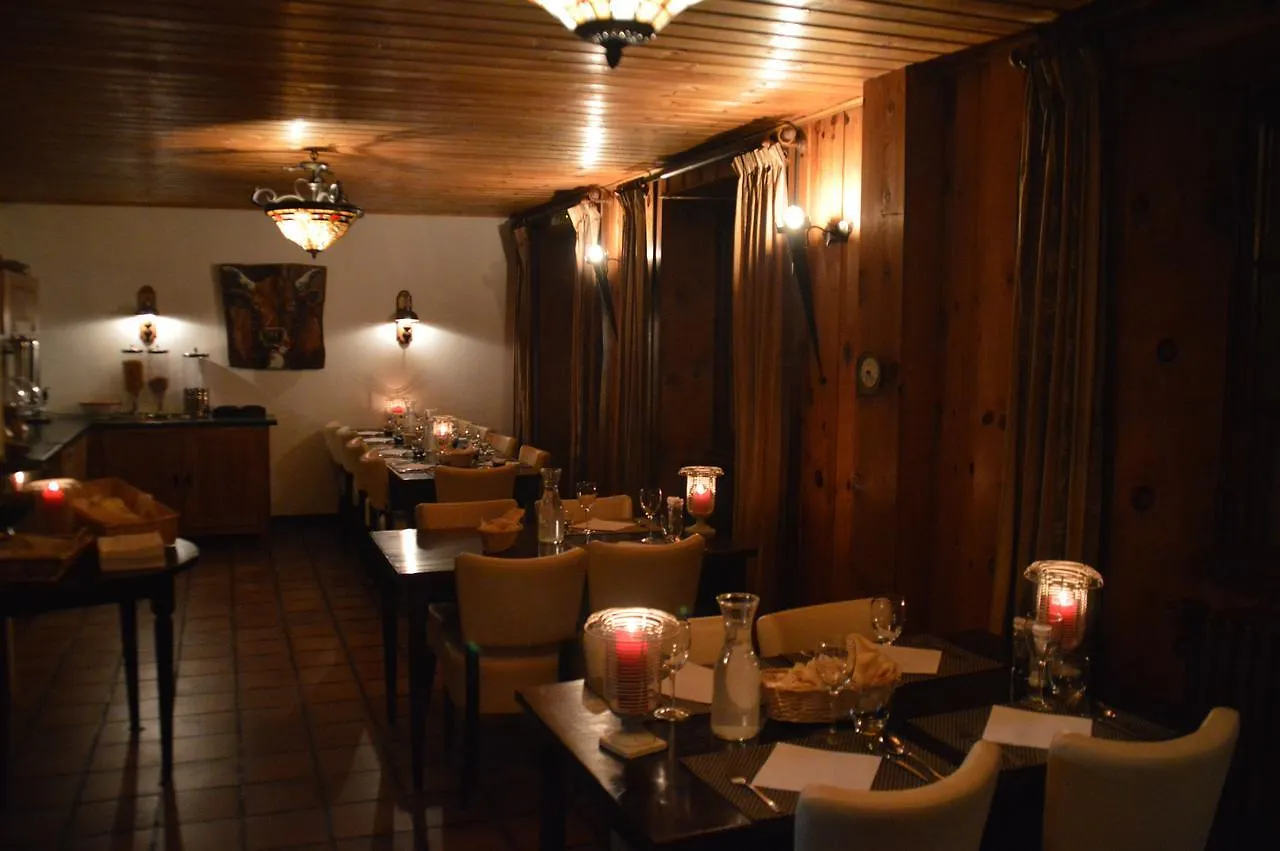 Hotel Le Genepy Tignes 2*,